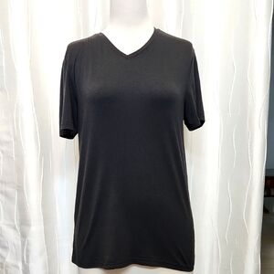 32 Degree Cool Dark Grey V-Neck Shirt